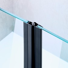 Beispiel einer Magnetschließleiste für eine 180°-Tür-an-Tür-Situation