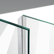 Beispiel für eine hinten aufgesteckte Schiebetürdichtung mit langem Abweiser in einer 180°-Parallel-Situation